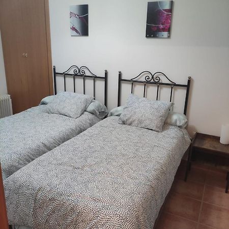 Apartamento Rural Duplex Del Monte كثل دي لا سييرا المظهر الخارجي الصورة