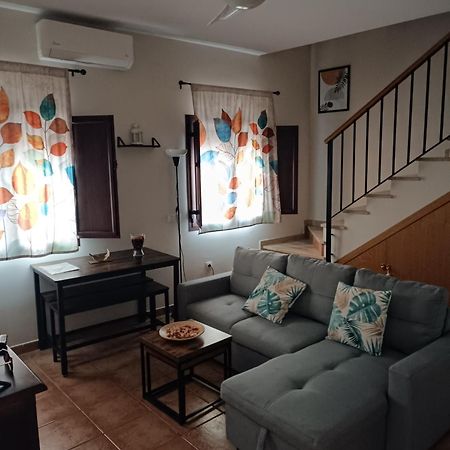 Apartamento Rural Duplex Del Monte كثل دي لا سييرا المظهر الخارجي الصورة