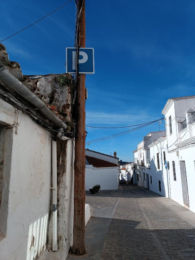 Apartamento Rural Duplex Del Monte كثل دي لا سييرا المظهر الخارجي الصورة
