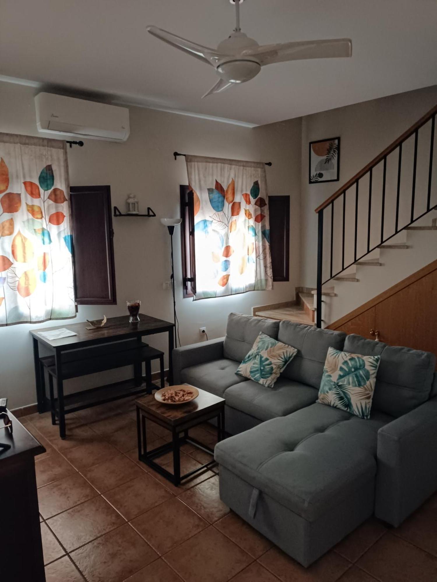 Apartamento Rural Duplex Del Monte كثل دي لا سييرا المظهر الخارجي الصورة